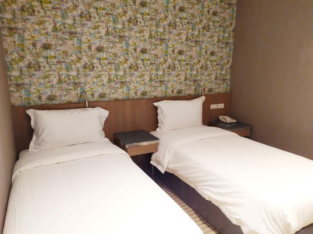 Red 13 Apartment Đài Bắc Ngoại thất bức ảnh