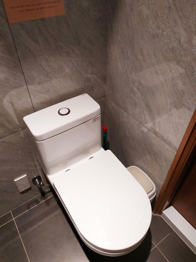 Red 13 Apartment Đài Bắc Ngoại thất bức ảnh